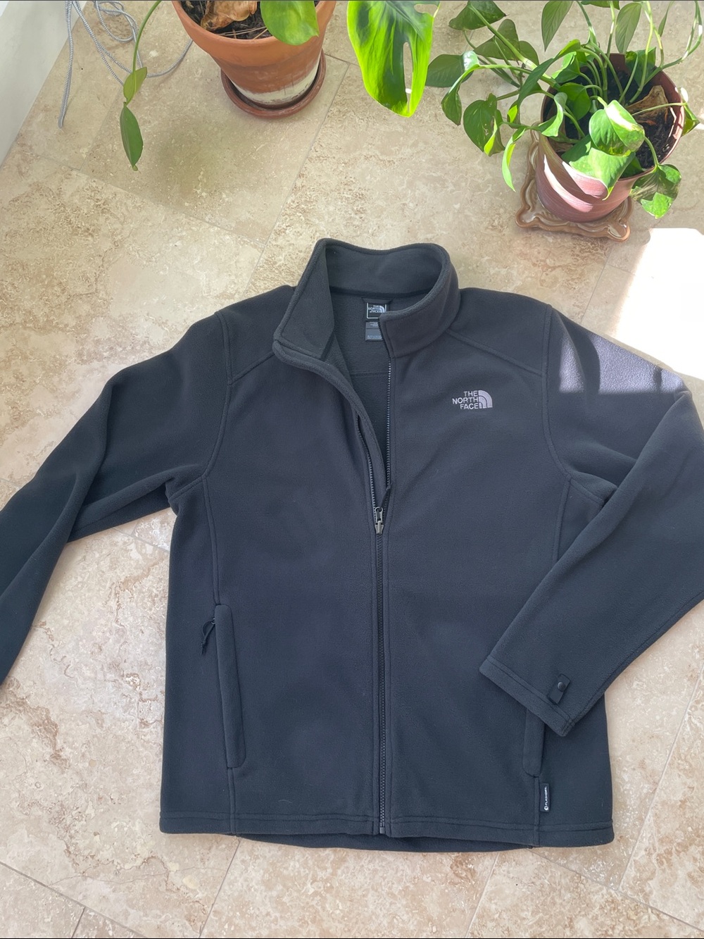 The North Face Men's Black Lightweight Fleece Jacket